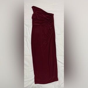 Elegant Burgundy Women's One Shoulder David’s Bridal Cocktail Dress